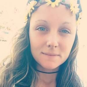 Meet your Posher, Leah